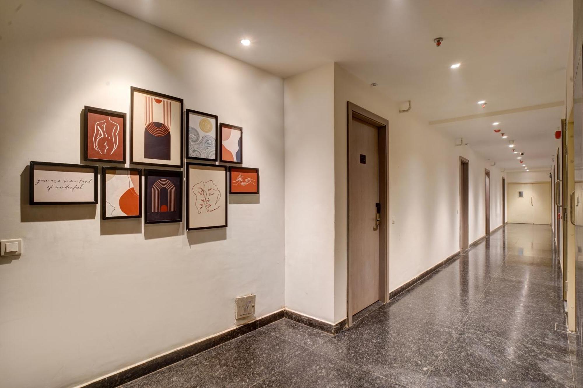 Hotel Iva Premium Delhi Airport With Airport Drop Nowe Delhi Zewnętrze zdjęcie